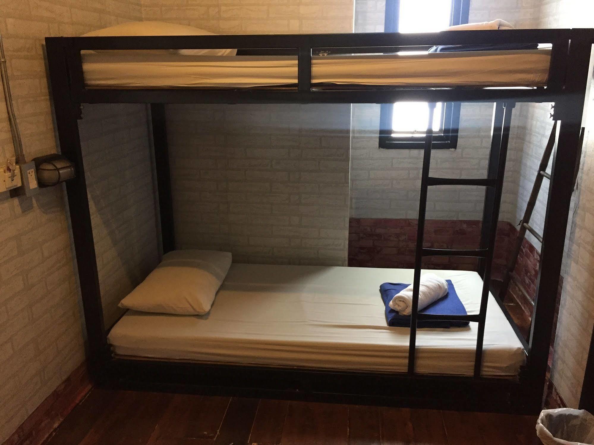 Bed Bangkok Hostel Exteriör bild